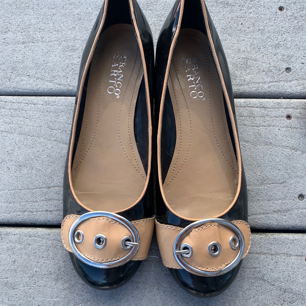 Franco Sarto Black and Brown Flats Size 8